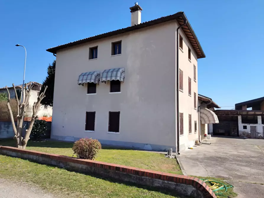 Immagine 4 di Casa indipendente in vendita  in Via Bodi a Cassola