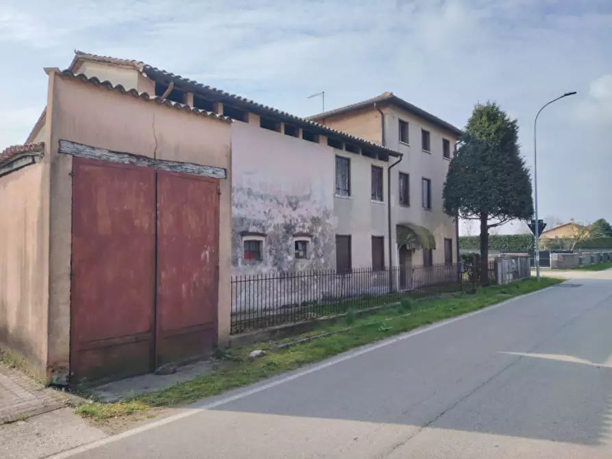 Immagine 6 di Casa indipendente in vendita  in Via Bodi a Cassola
