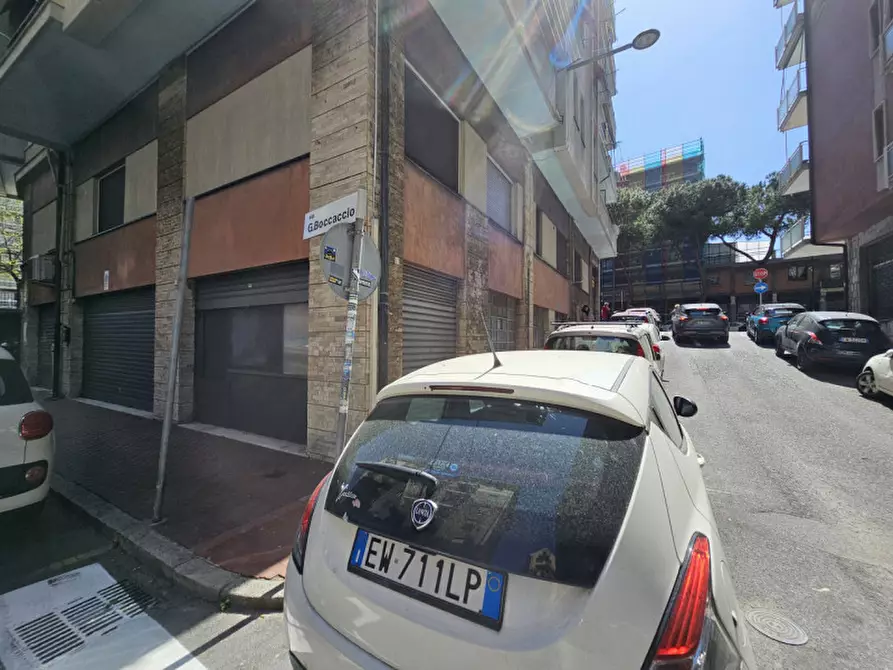 Immagine 12 di Magazzino in vendita  in Via Boccaccio a Savona