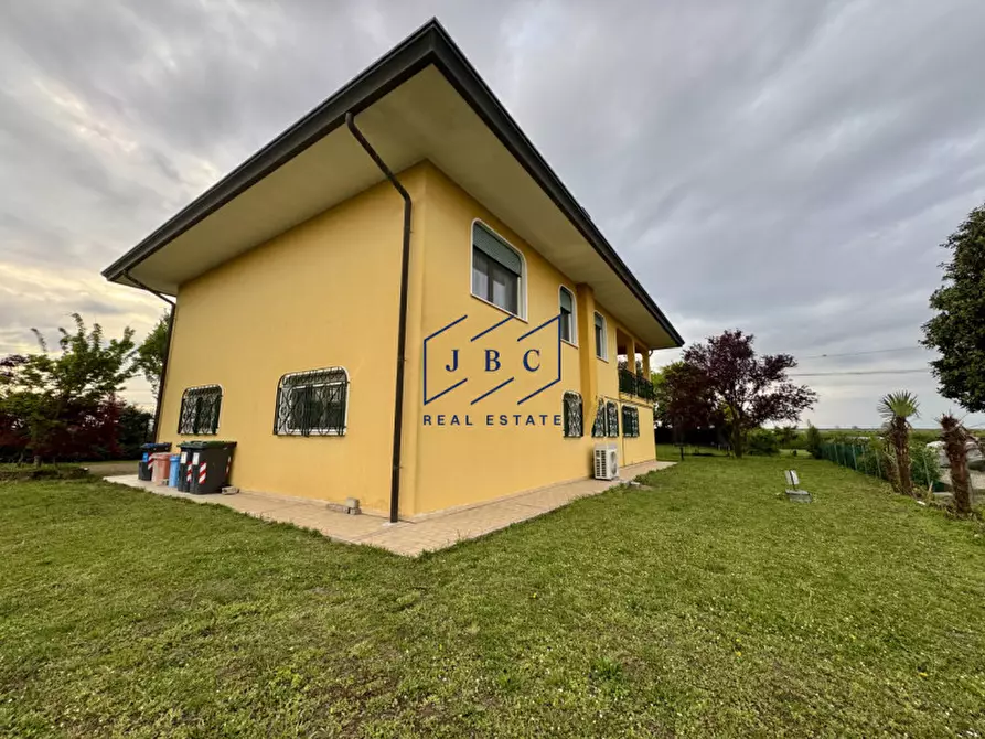 Immagine 3 di Casa indipendente in vendita  in Via Millepertiche a Musile Di Piave