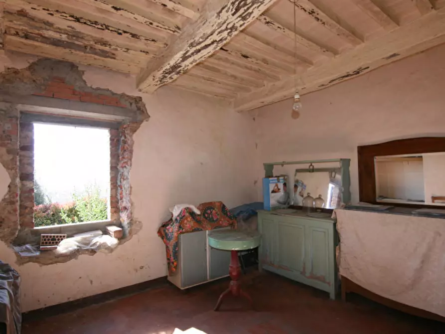 Immagine 17 di Casa indipendente in vendita  a Sinalunga