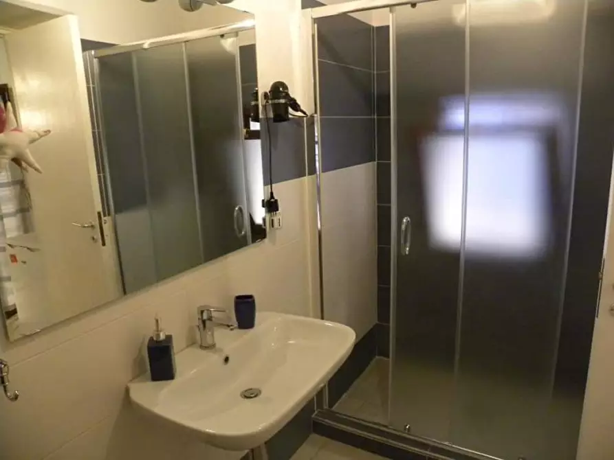 Immagine 7 di Appartamento in affitto  in via sedile di porto  60 a Napoli