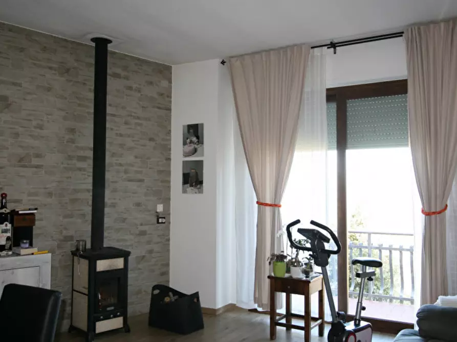 Immagine 3 di Casa indipendente in vendita  a Montepulciano
