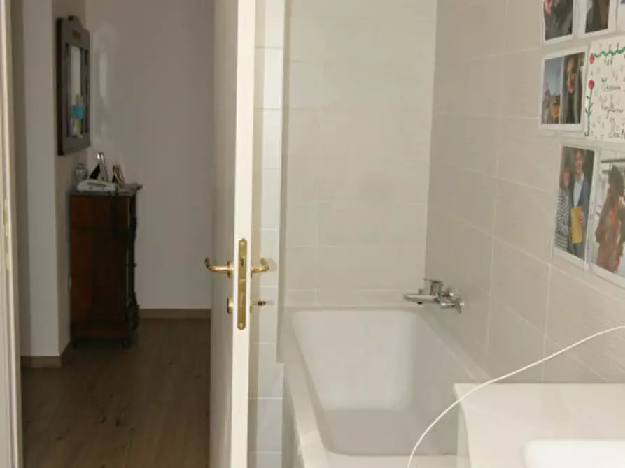 Immagine 16 di Casa indipendente in vendita  a Montepulciano