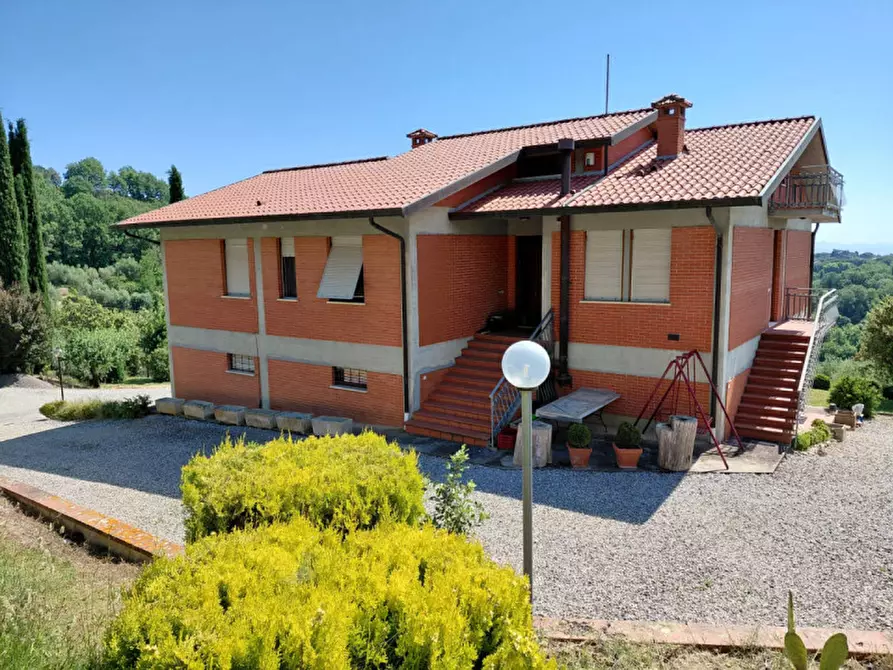 Immagine 37 di Casa indipendente in vendita  a Montepulciano