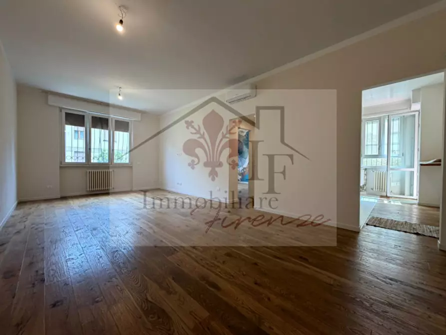 Immagine 1 di Appartamento in vendita  in Via delle Nazioni Unite a Firenze