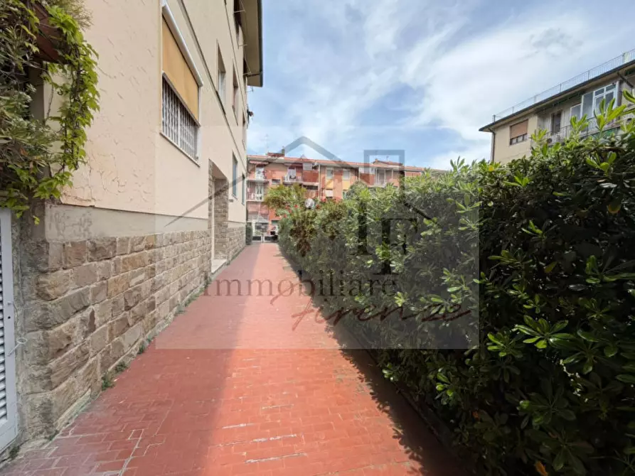 Immagine 2 di Appartamento in vendita  in Via delle Nazioni Unite a Firenze