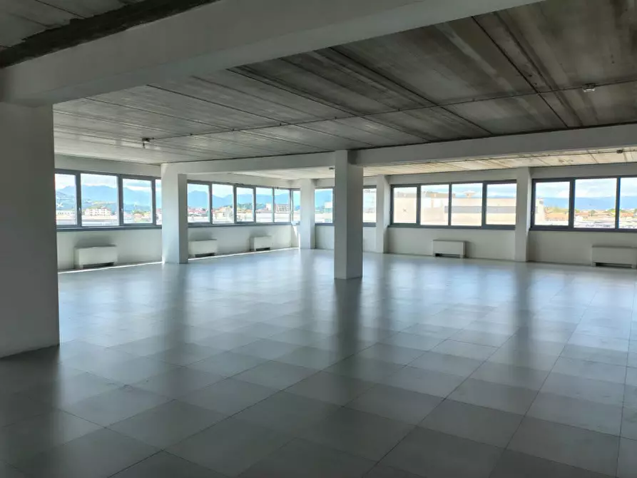 Immagine 1 di Laboratorio in affitto  in Viale dell'industria a Vicenza