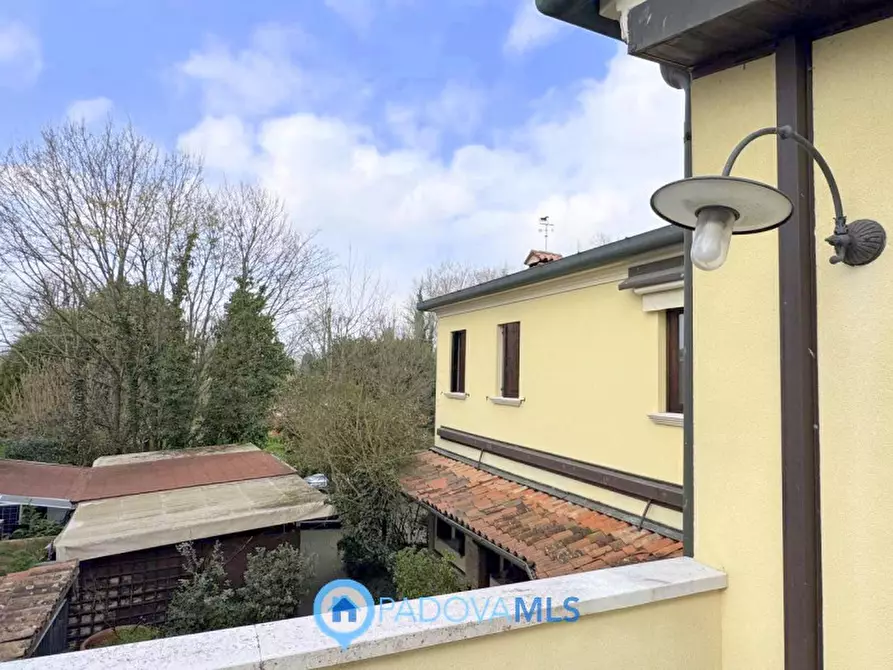 Immagine 30 di Casa bifamiliare in affitto  in Via Friuli a Padova
