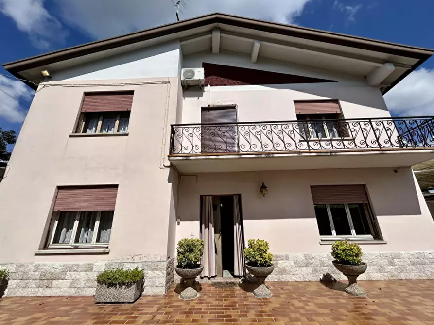 Immagine 2 di Casa bifamiliare in vendita  in VIA SAN PIETRO a San Martino Di Lupari