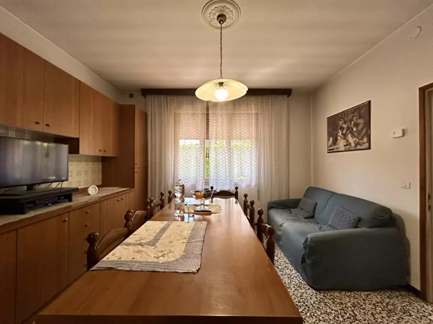 Immagine 5 di Casa bifamiliare in vendita  in VIA SAN PIETRO a San Martino Di Lupari