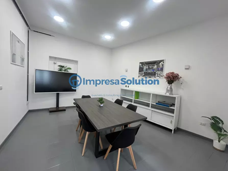 Immagine 6 di Ufficio in affitto  in Via Giovanni Chiarini a Napoli