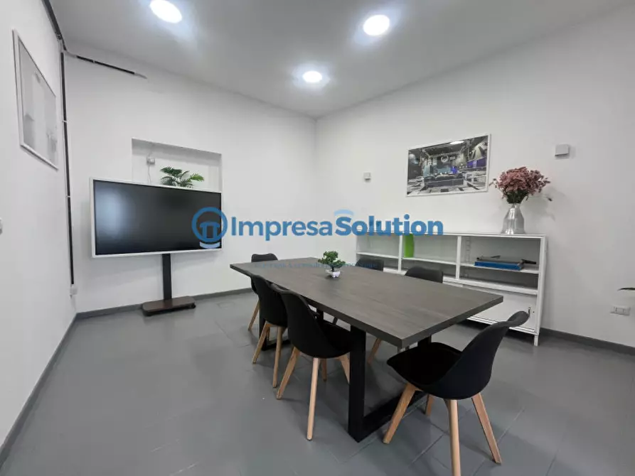 Immagine 7 di Ufficio in affitto  in Via Giovanni Chiarini a Napoli