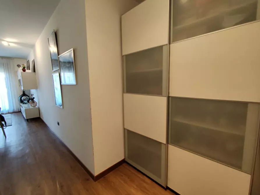 Immagine 2 di Appartamento in vendita  a Vicenza