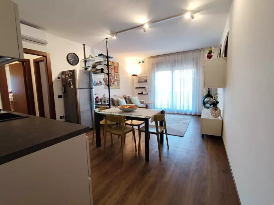 Immagine 15 di Appartamento in vendita  a Vicenza
