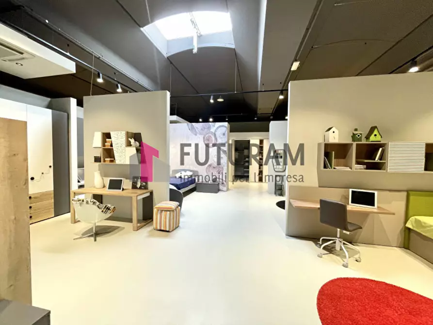 Immagine 12 di Capannone industriale in vendita  in VIA ROMA 1 a Pianiga