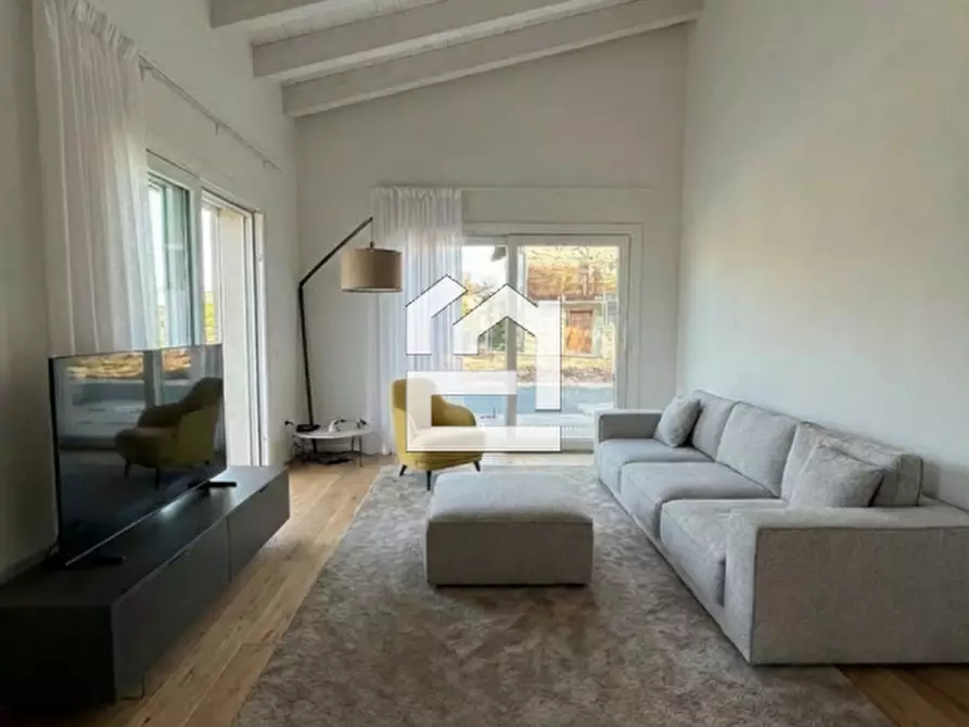 Immagine 3 di Villa in vendita  in Via San Rocco a Padenghe Sul Garda