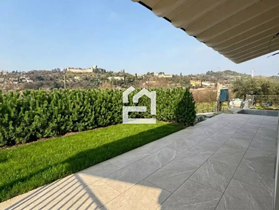 Immagine 10 di Villa in vendita  in Via San Rocco a Padenghe Sul Garda