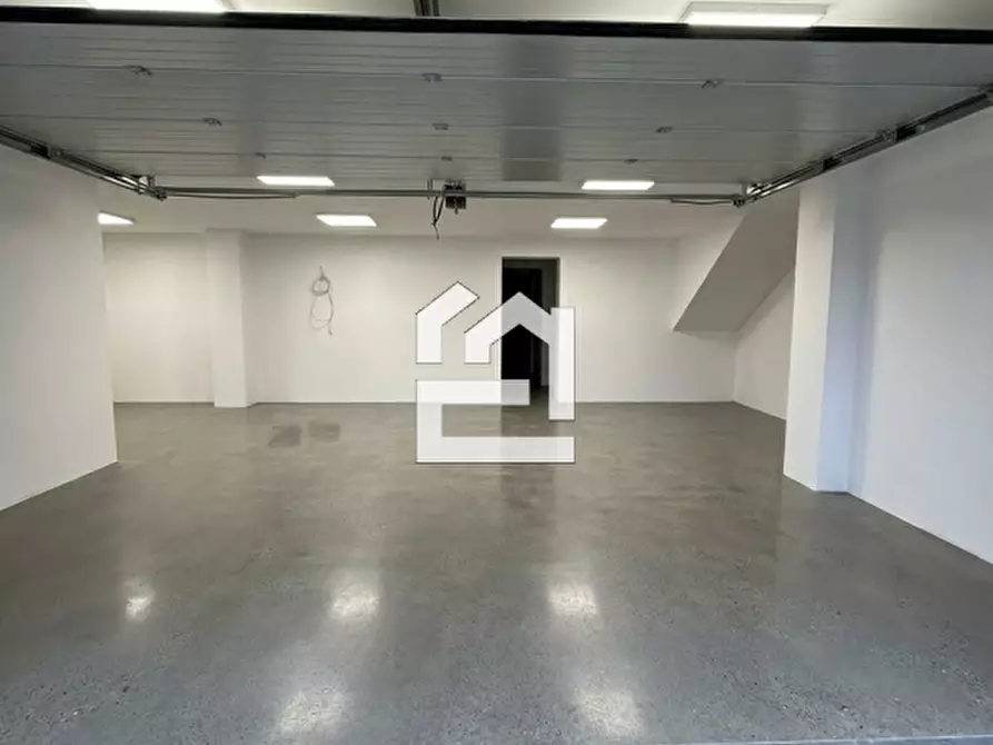 Immagine 12 di Villa in vendita  in Via San Rocco a Padenghe Sul Garda