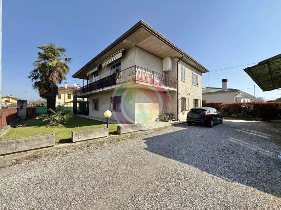 Immagine 9 di Casa indipendente in vendita  in Via Arzere a Solesino