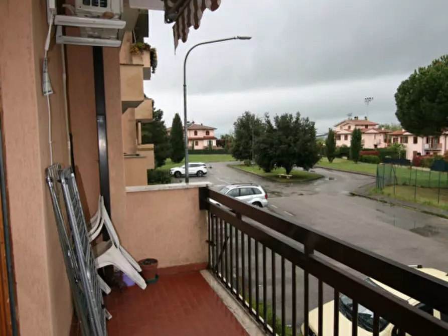 Immagine 3 di Appartamento in vendita  a Sinalunga