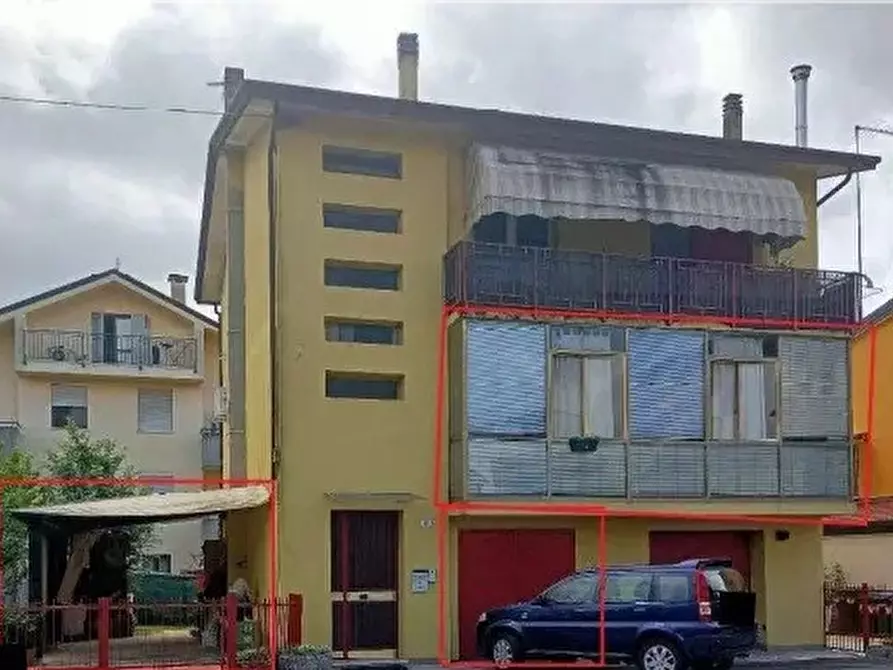 Immagine 1 di Appartamento in vendita  in via altichiero, 98 a Padova