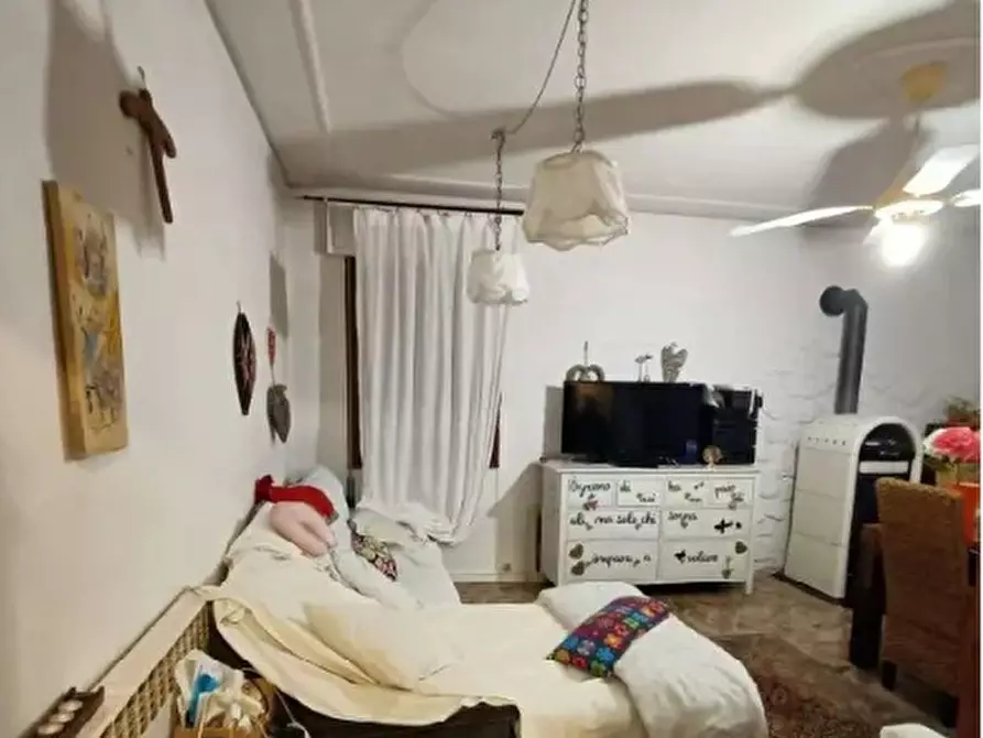 Immagine 3 di Appartamento in vendita  in via altichiero, 98 a Padova