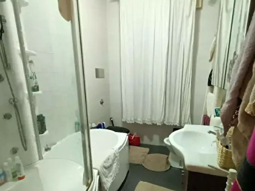 Immagine 6 di Appartamento in vendita  in via altichiero, 98 a Padova
