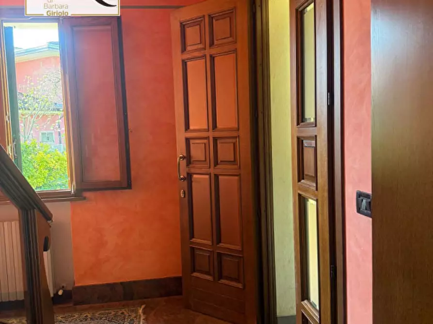 Immagine 2 di Casa indipendente in vendita  a Urbana