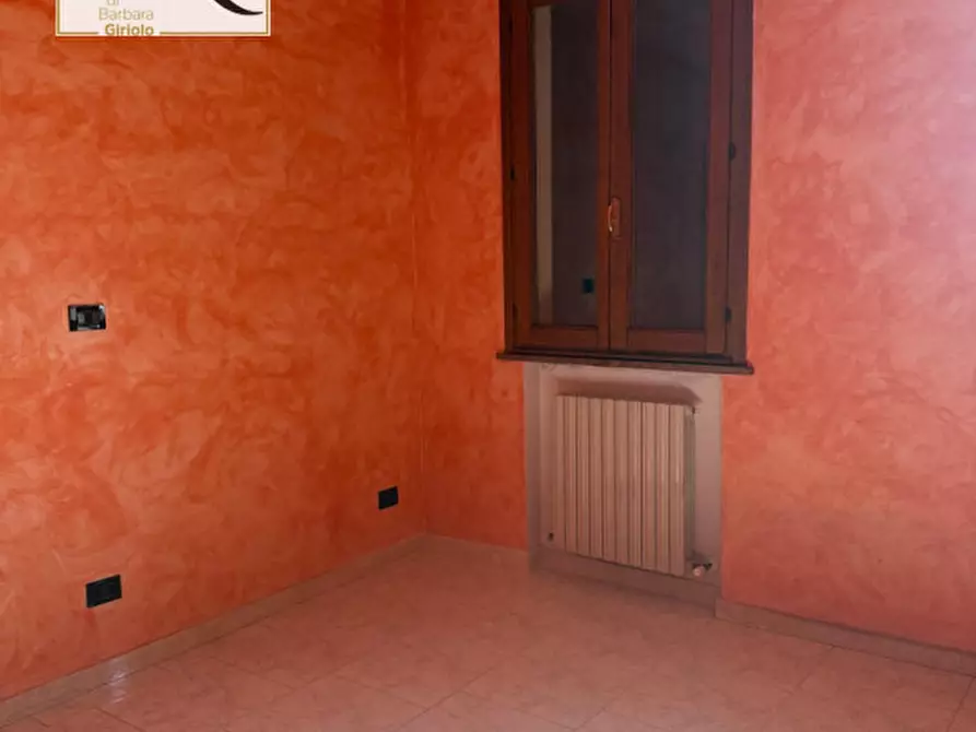 Immagine 11 di Casa indipendente in vendita  a Urbana