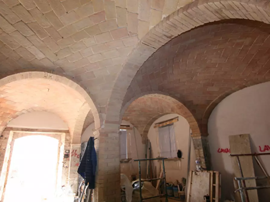 Immagine 11 di Rustico / casale in vendita  a Marsciano