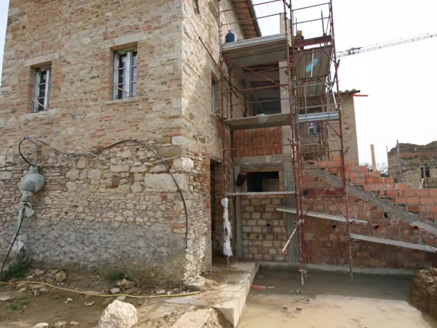 Immagine 25 di Rustico / casale in vendita  a Marsciano