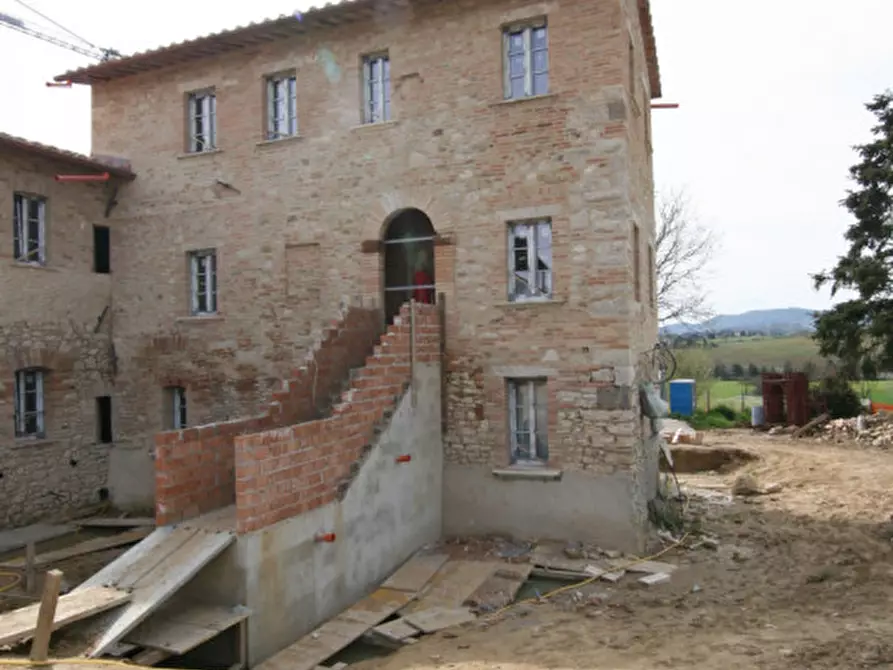 Immagine 33 di Rustico / casale in vendita  a Marsciano