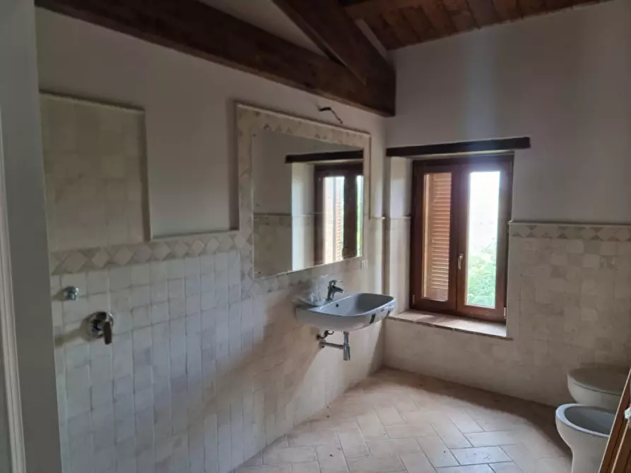 Immagine 38 di Rustico / casale in vendita  a Marsciano