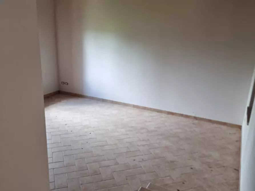 Immagine 41 di Rustico / casale in vendita  a Marsciano