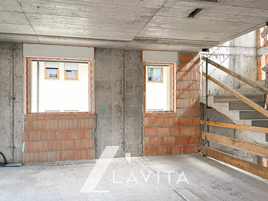 Immagine 13 di Casa indipendente in vendita  in Via Damiano Chiesa - Damiano-Chiesa-Straße a Laives .Leifers.