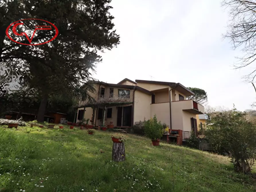 Immagine 2 di Villa in vendita  in Figline Valdarno a Figline E Incisa Valdarno