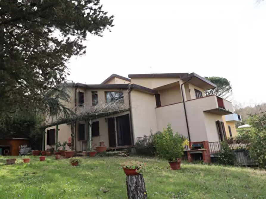 Immagine 4 di Villa in vendita  in Figline Valdarno a Figline E Incisa Valdarno