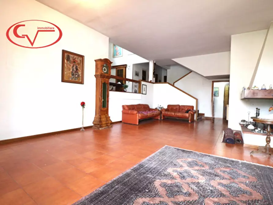 Immagine 10 di Villa in vendita  in Figline Valdarno a Figline E Incisa Valdarno