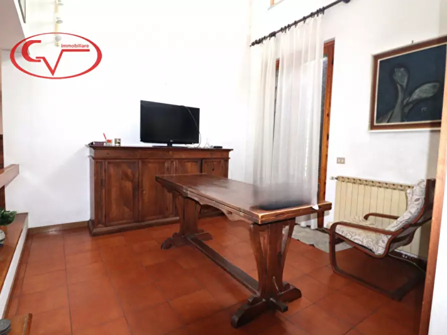 Immagine 13 di Villa in vendita  in Figline Valdarno a Figline E Incisa Valdarno