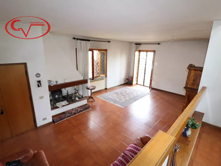 Immagine 16 di Villa in vendita  in Figline Valdarno a Figline E Incisa Valdarno
