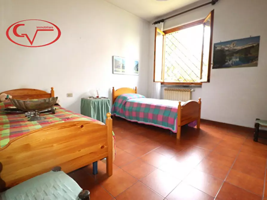Immagine 23 di Villa in vendita  in Figline Valdarno a Figline E Incisa Valdarno