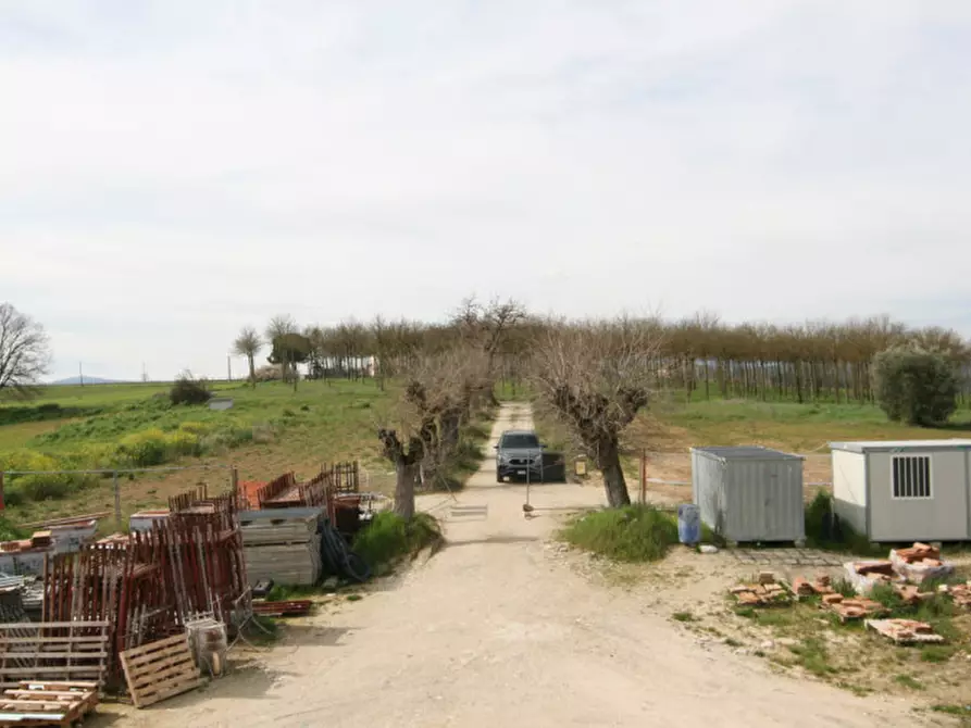 Immagine 36 di Rustico / casale in vendita  a Marsciano