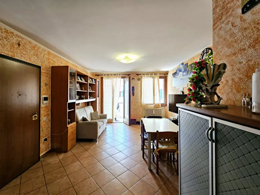 Immagine 2 di Appartamento in vendita  in VIA DESERTO a Este