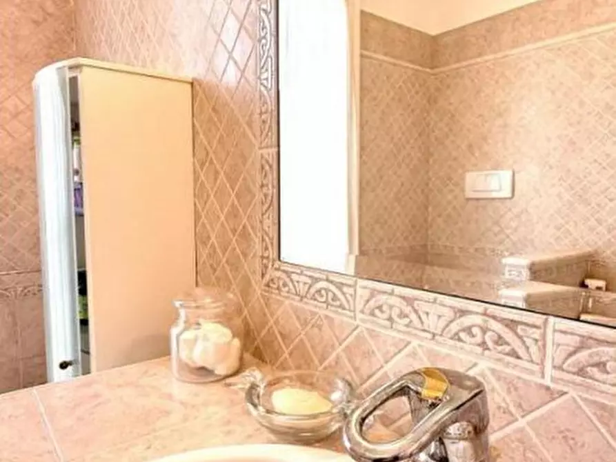 Immagine 18 di Casa indipendente in vendita  in Via Donato Bramante a Padova