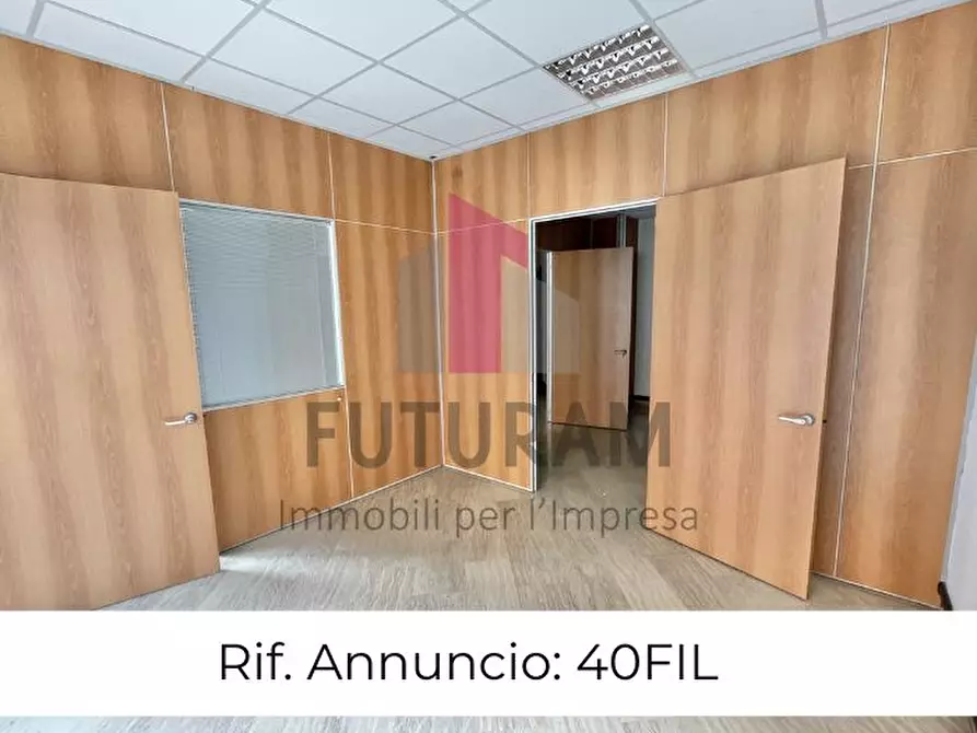 Immagine 1 di Ufficio in vendita  a Vicenza