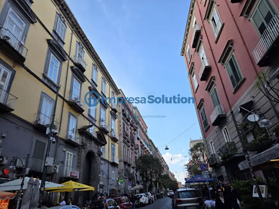 Immagine 2 di Negozio in vendita  in Via San Sebastiano a Napoli