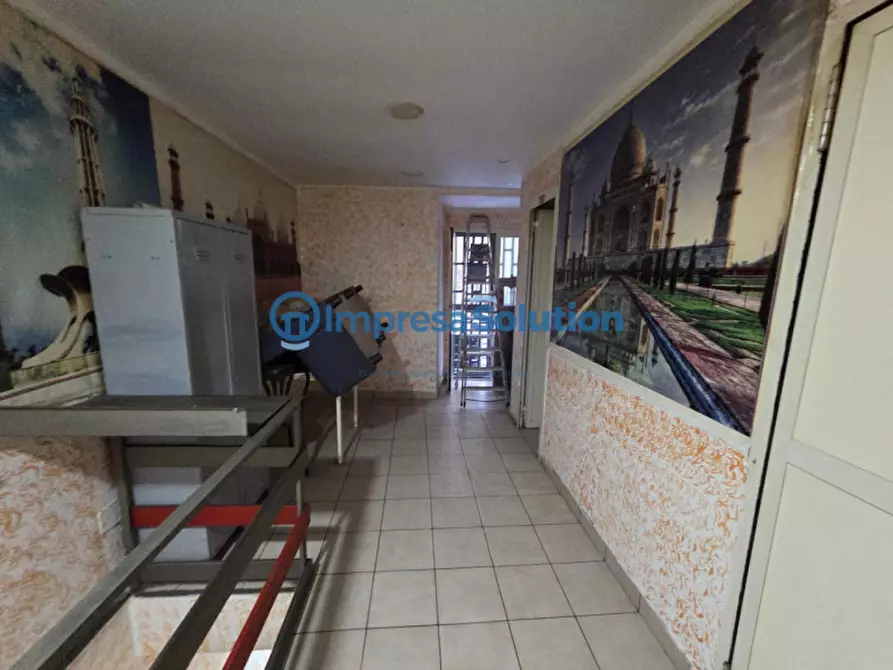 Immagine 17 di Negozio in vendita  in Via San Sebastiano a Napoli