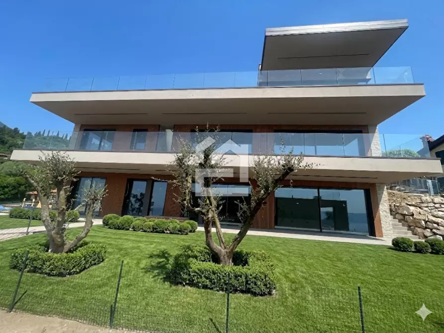 Immagine 3 di Appartamento in vendita  in Via del Lauri a Toscolano-Maderno
