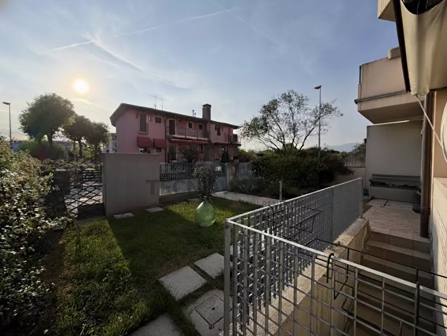 Immagine 2 di Appartamento in vendita  in Via Pietro Ferraro, 38 a Dueville
